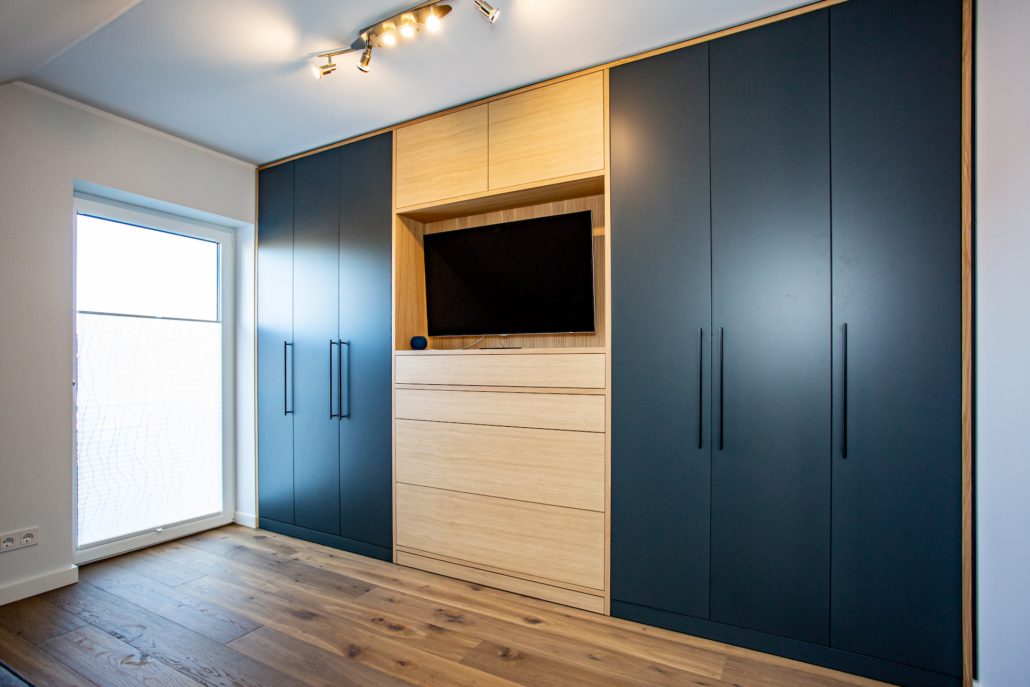 Speckemeyer | Maßgeschneiderte Schranklösung